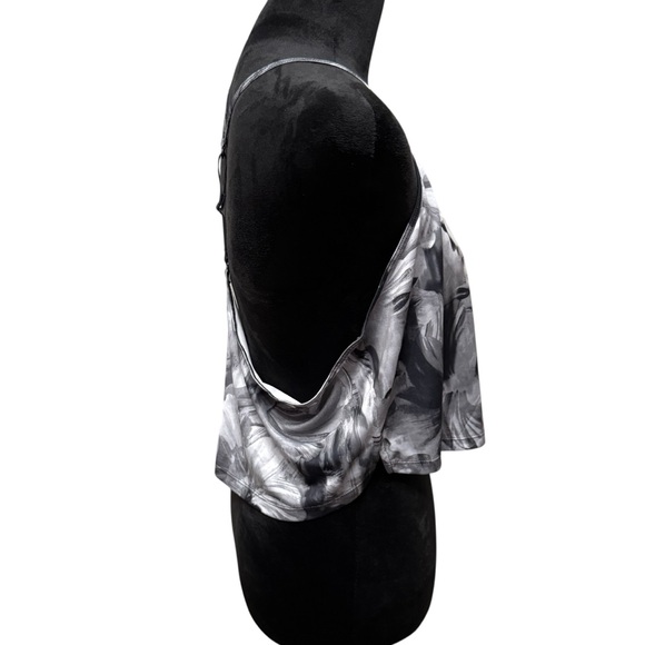 NWT Nike Women's One Dri-FIT Cropped Printed Tank Top Size XL. - Picture 4 of 6